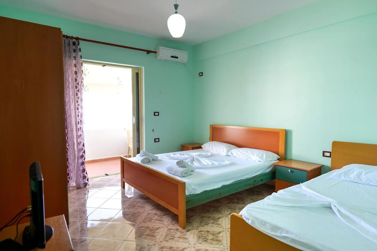 Rei Apartments Sarande 0*,