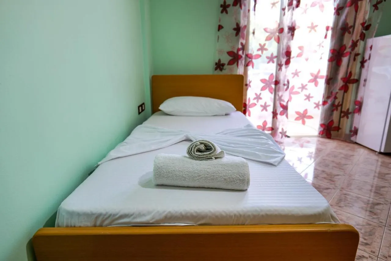 Rei Apartments Sarande 0*,