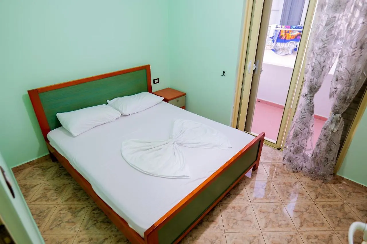 Rei Apartments Sarande Homestay