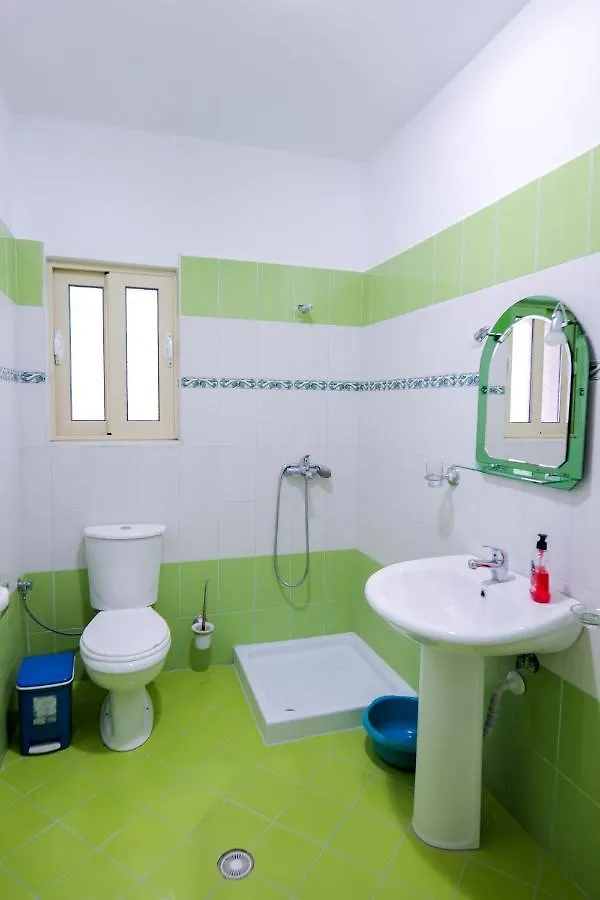 Rei Apartments Sarande 0*,  Albania