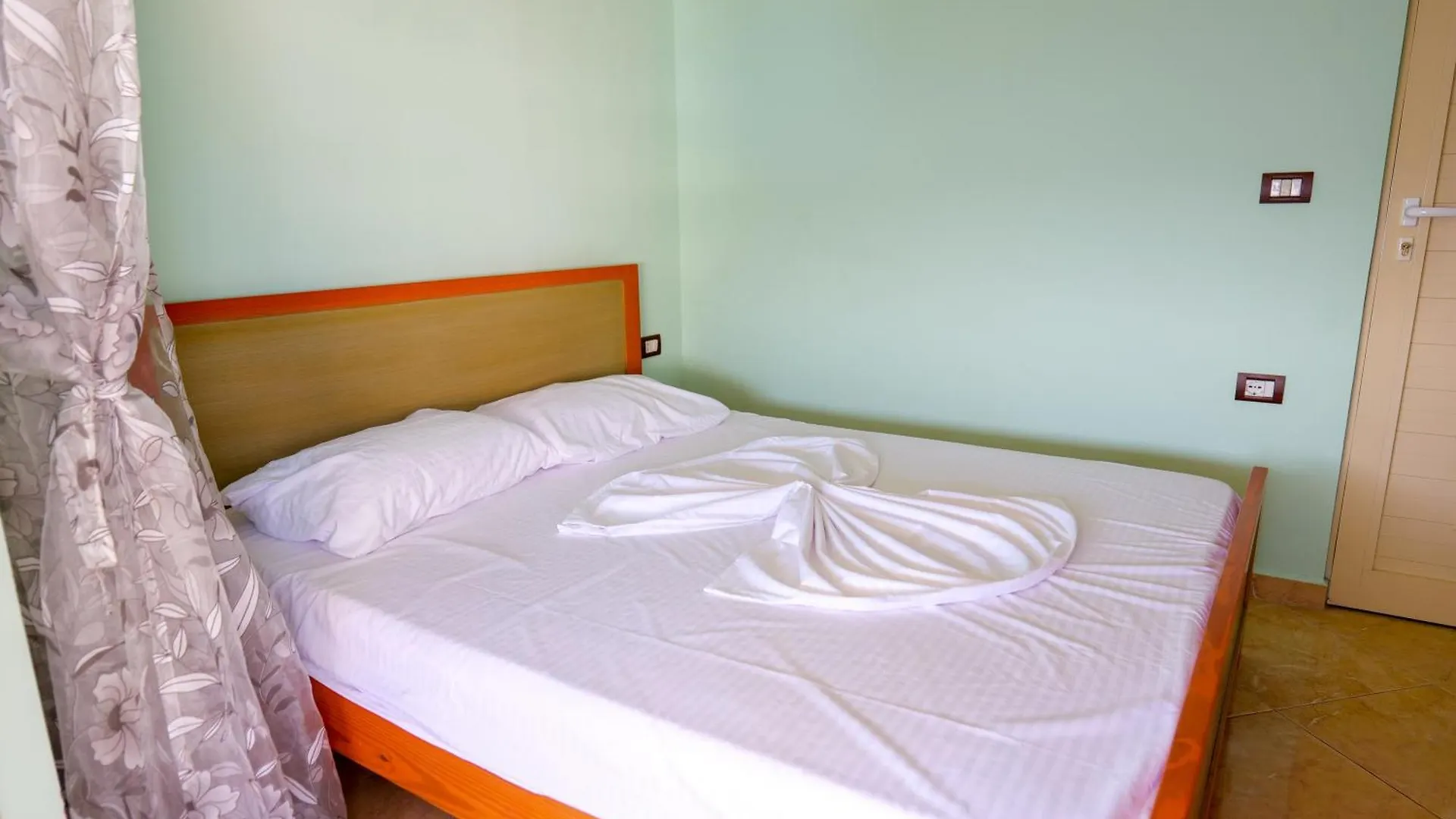 Ubytování v soukromí Rei Apartments Sarandë